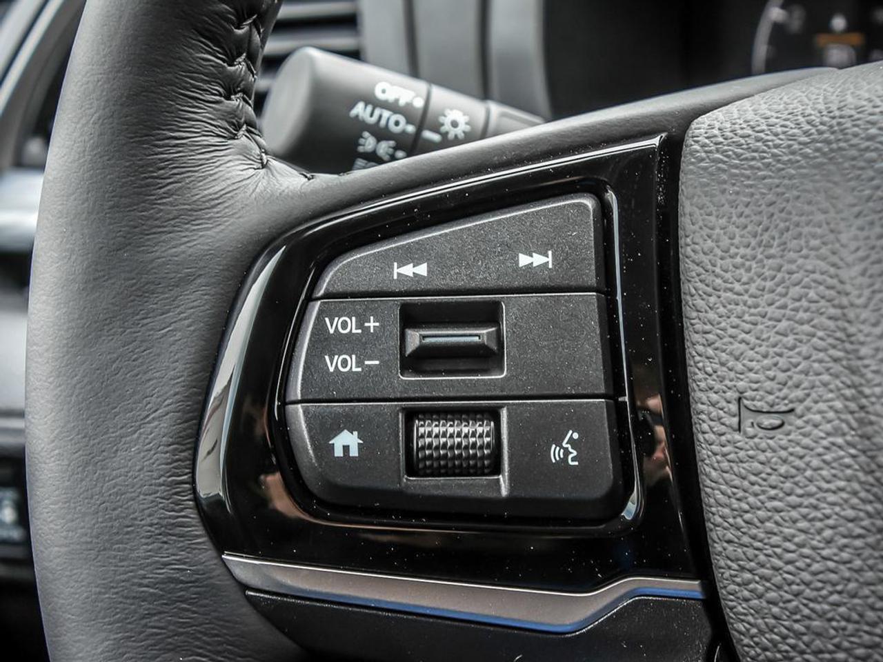 2026 Honda Odyssey Touring Passenger Van Photo