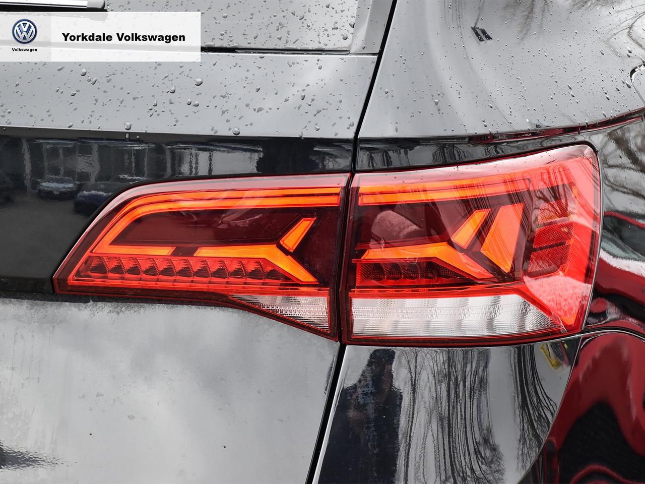 2022 Volkswagen Taos  Photo