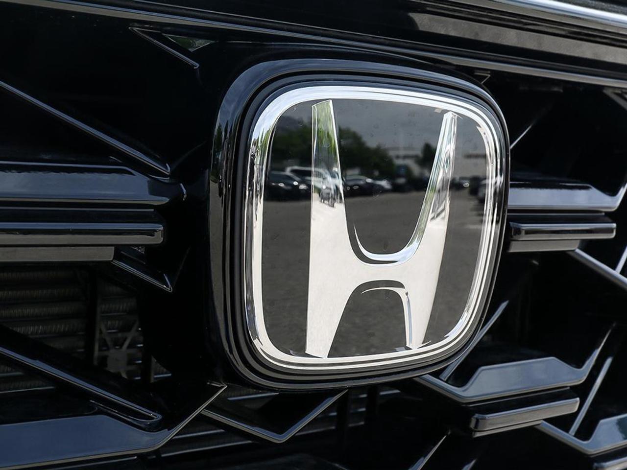 2026 Honda CR-V Hybrid Touring 4dr All-Wheel Drive Photo