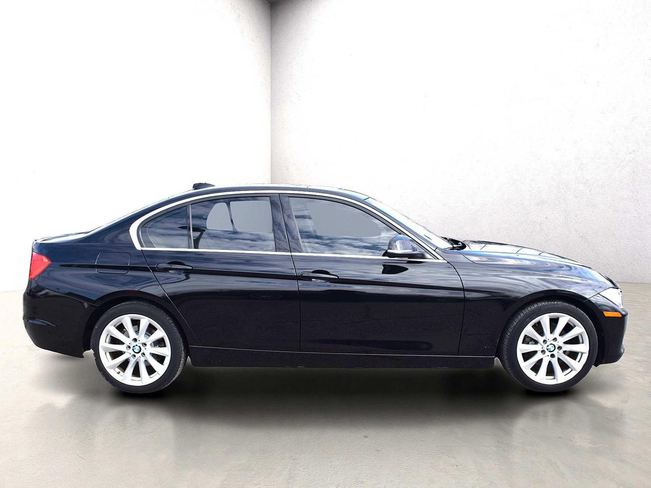 2014 BMW 3 Series 320i xDrive Leather Sunroof Photo