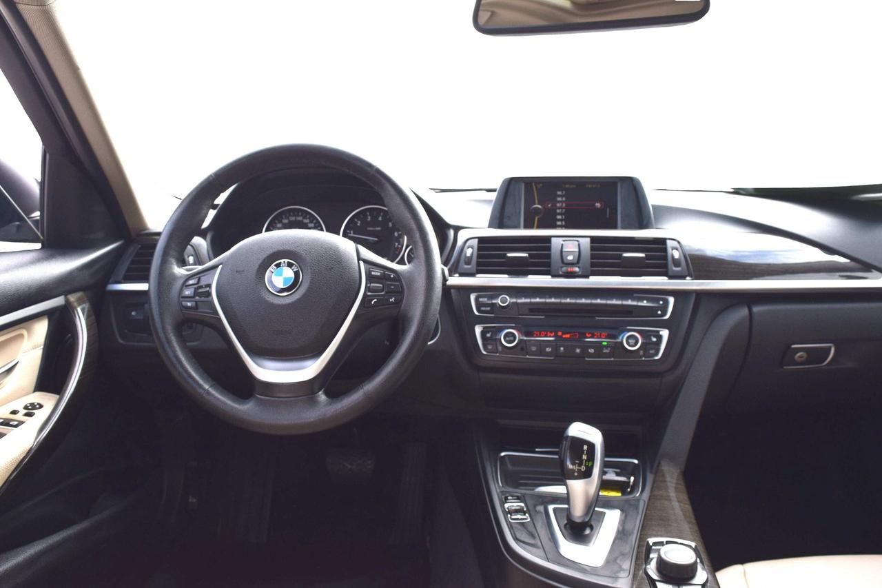 2014 BMW 3 Series 320i xDrive Leather Sunroof Photo