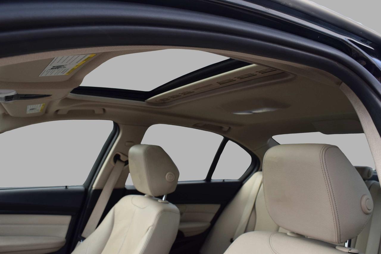 2014 BMW 3 Series 320i xDrive Leather Sunroof Photo