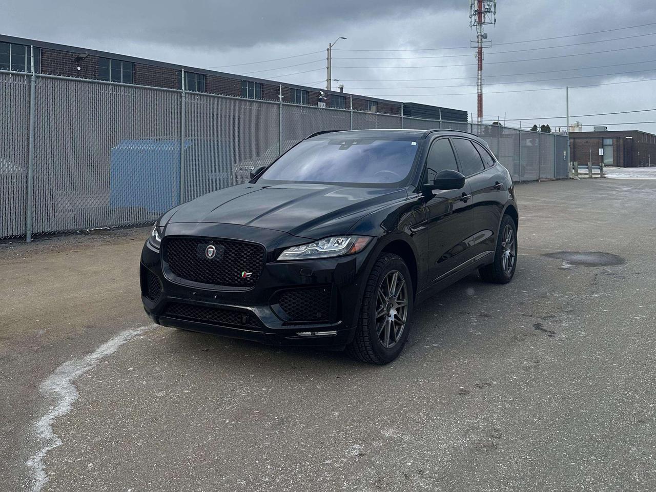 2017 Jaguar F-PACE SPORT/ LEATHER/ALLOYS/SUNROOF Photo