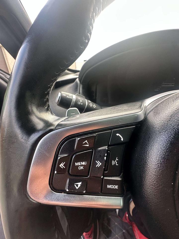 2017 Jaguar F-PACE SPORT/ LEATHER/ALLOYS/SUNROOF Photo