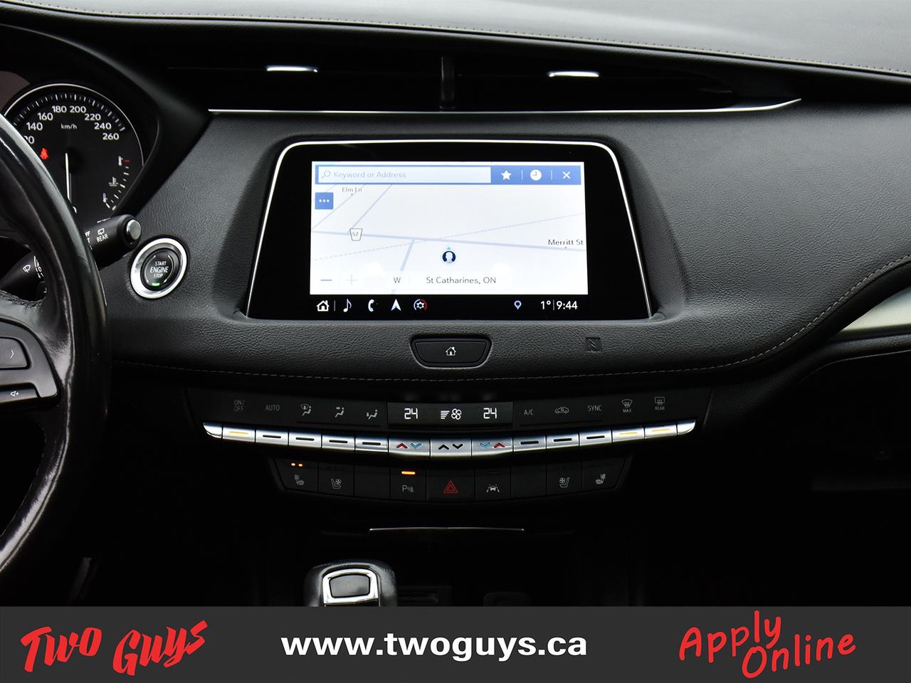 2019 Cadillac XT4 Premium Luxury AWD Panoroof Nav Leather Photo