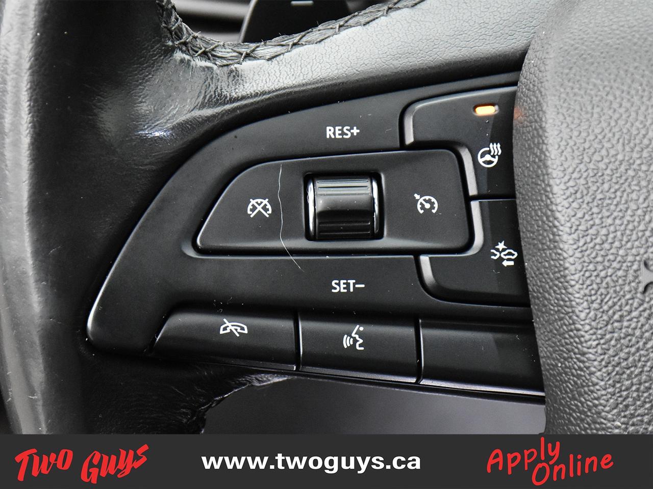 2019 Cadillac XT4 Premium Luxury AWD Panoroof Nav Leather Photo