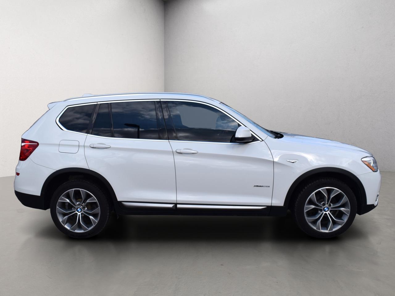 2016 BMW X3 XDrive28i Navi Panoramic Sunroof HUD Photo