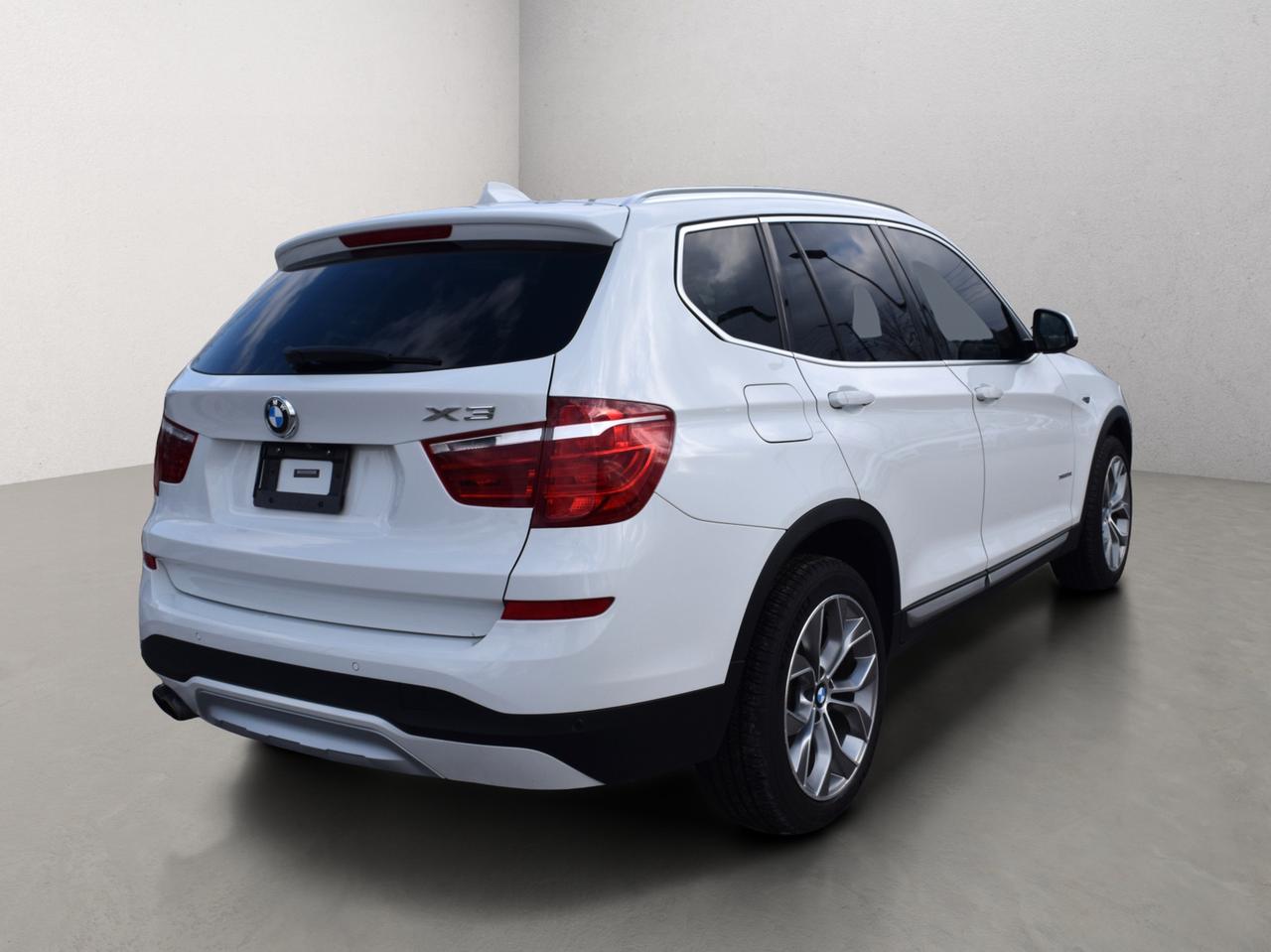 2016 BMW X3 XDrive28i Navi Panoramic Sunroof HUD Photo