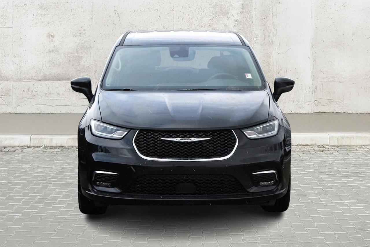 2023 Chrysler Pacifica Touring AWD  SiriusXM BkpCam HtdSeats Photo