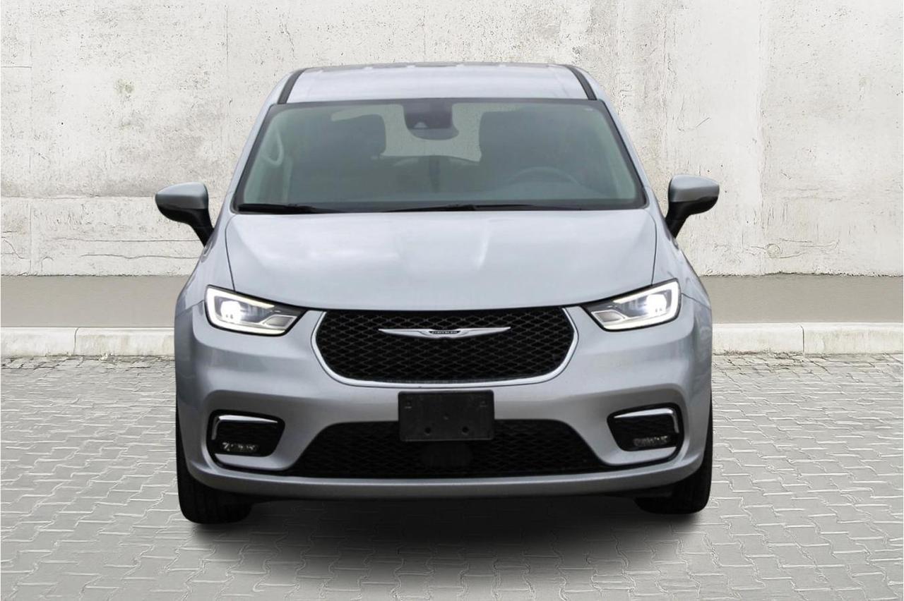 2023 Chrysler Pacifica TOURING L AWD Photo