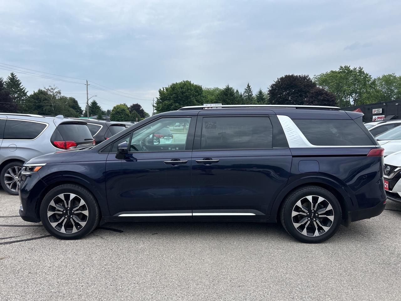 2022 Kia Carnival EX+, CLEAN CARFAX, 8 PASS, POWER SLIDING DOORS! Photo