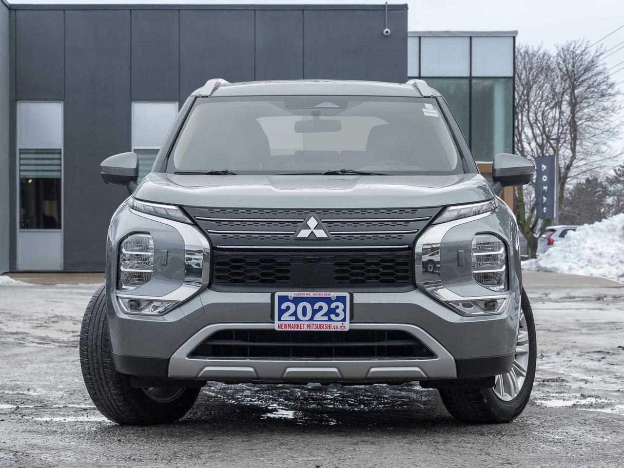 2023 Mitsubishi Outlander PHEV LE S-AWC   CPO FINANCE RATES FOR AS LOW AS 0.90% Photo