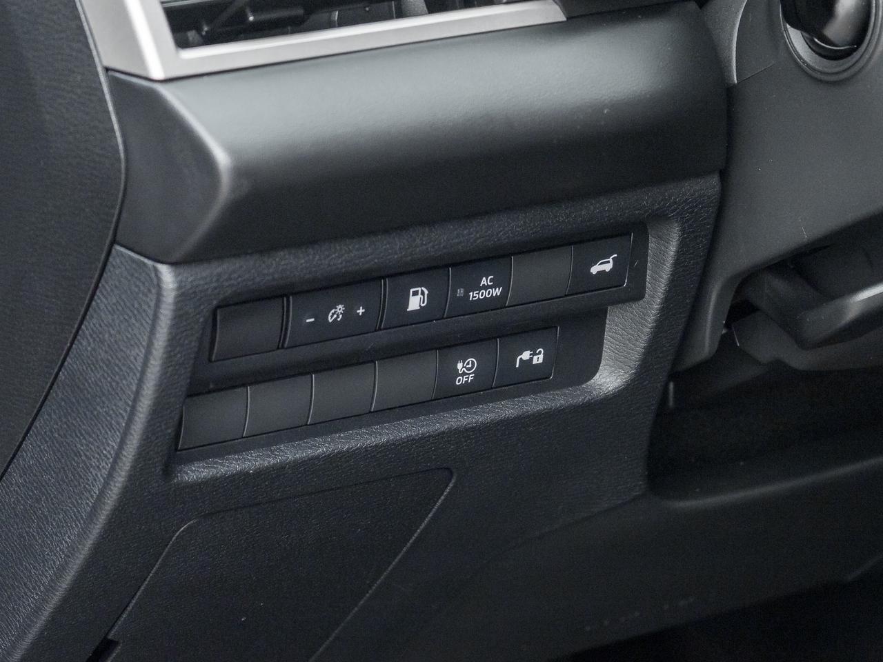 2023 Mitsubishi Outlander PHEV LE S-AWC   CPO FINANCE RATES FOR AS LOW AS 0.90% Photo