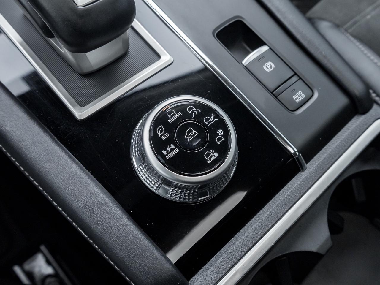 2023 Mitsubishi Outlander PHEV LE S-AWC   CPO FINANCE RATES FOR AS LOW AS 0.90% Photo