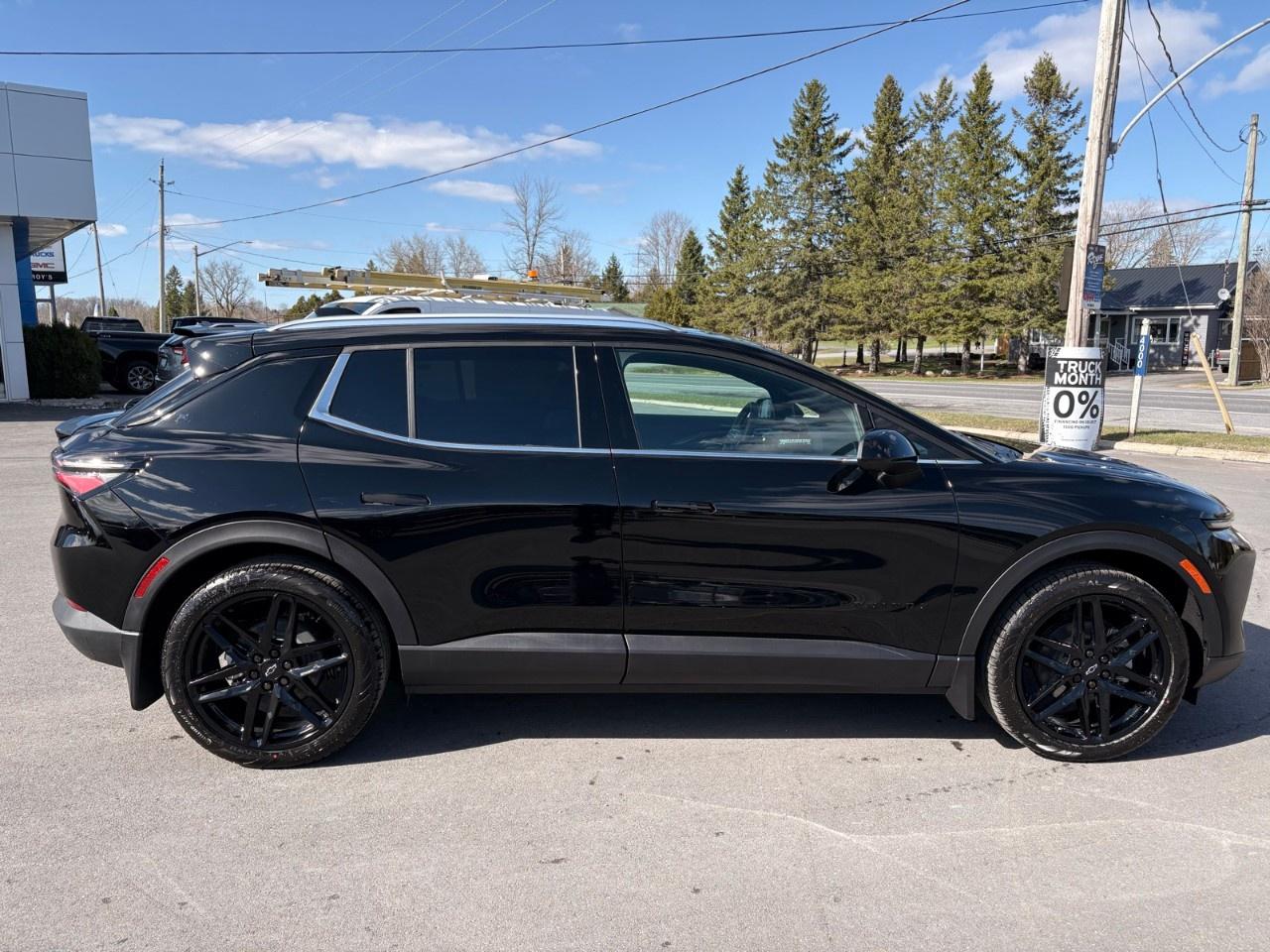 2026 Chevrolet Equinox EV 4dr LT Photo
