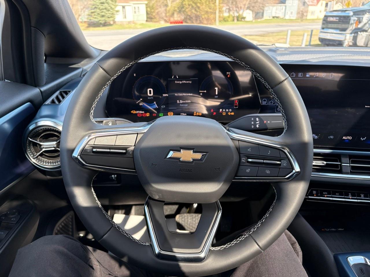 2026 Chevrolet Equinox EV 4dr LT Photo