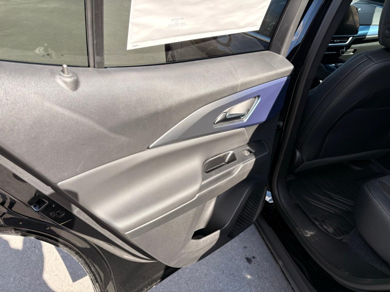 2026 Chevrolet Equinox EV 4dr LT Photo
