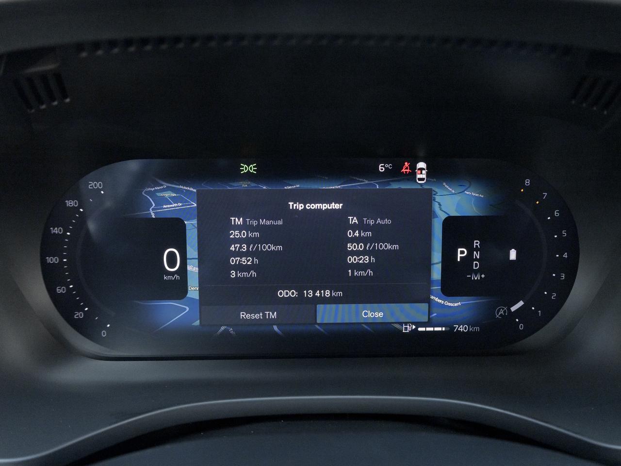 2025 Volvo XC60 B5 AWD PLUS  HARMAN KARDON  20" ALLOY WHEELS  CPO Photo