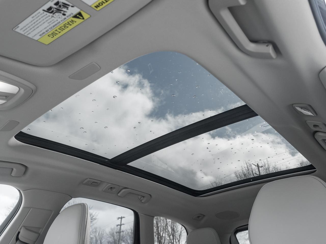 2026 Volvo XC60 B5 AWD ULTRA  BOWER & WILKINS  MASSAGE SEATS Photo