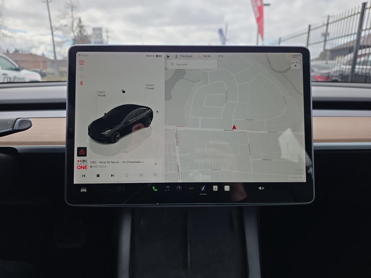 2022 Tesla Model 3 Long Range AWD * VERY LOW KM / 1 OWNER / DRIVER AS Photo