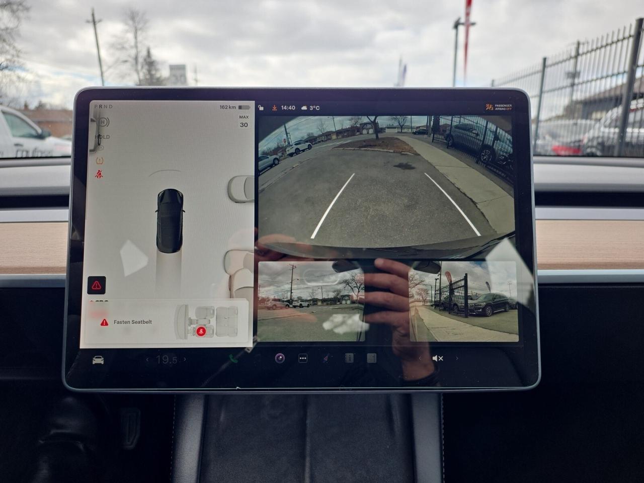 2022 Tesla Model 3 Long Range AWD * VERY LOW KM / 1 OWNER / DRIVER AS Photo