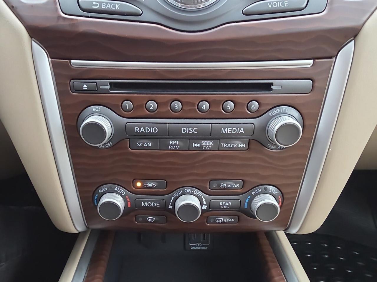 2019 Nissan Pathfinder PLATINUM * 1 OWNER / DVD / COOLED SEATS / DRIVER A Photo