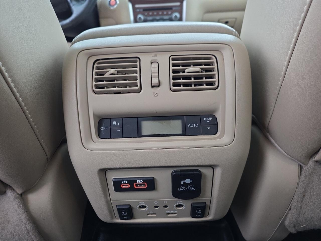 2019 Nissan Pathfinder PLATINUM * 1 OWNER / DVD / COOLED SEATS / DRIVER A Photo