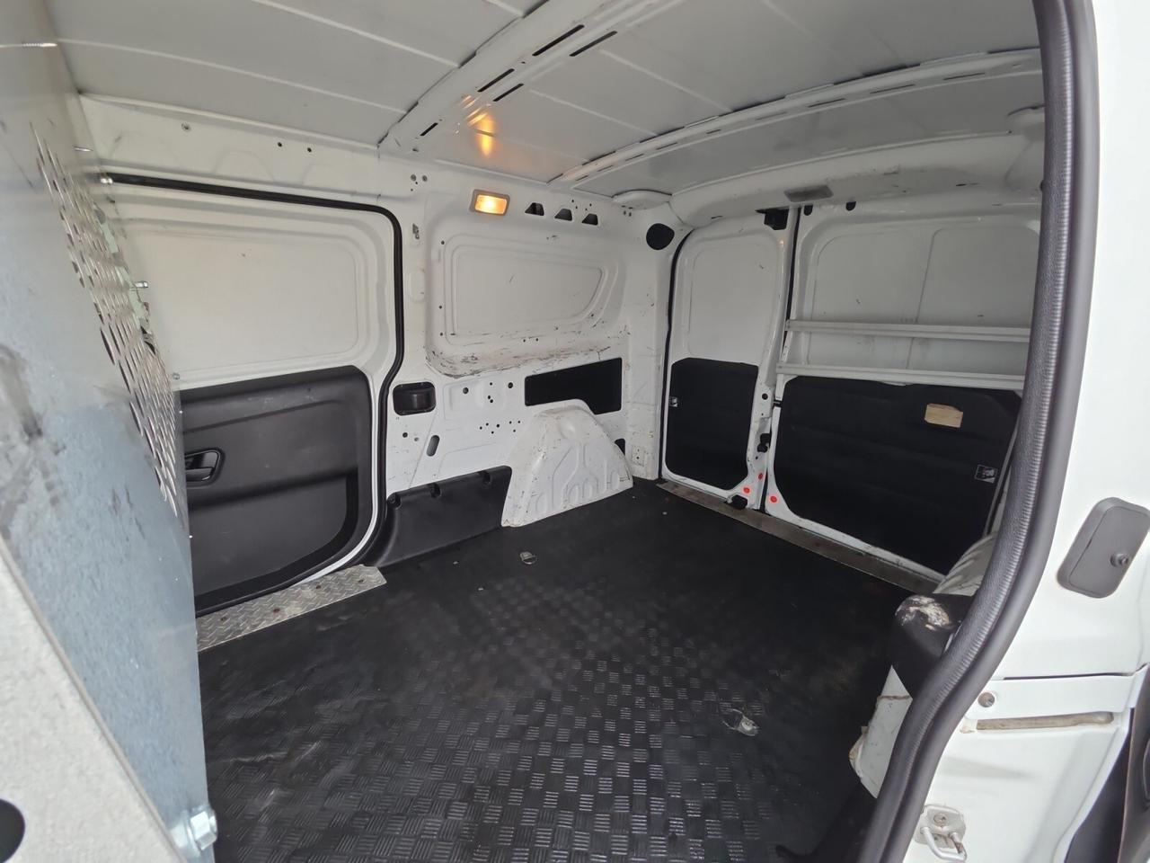 2020 RAM ProMaster City Cargo Van SLT *NO ACCIDENTS / 1 OWNER / BACKUP CAM Photo