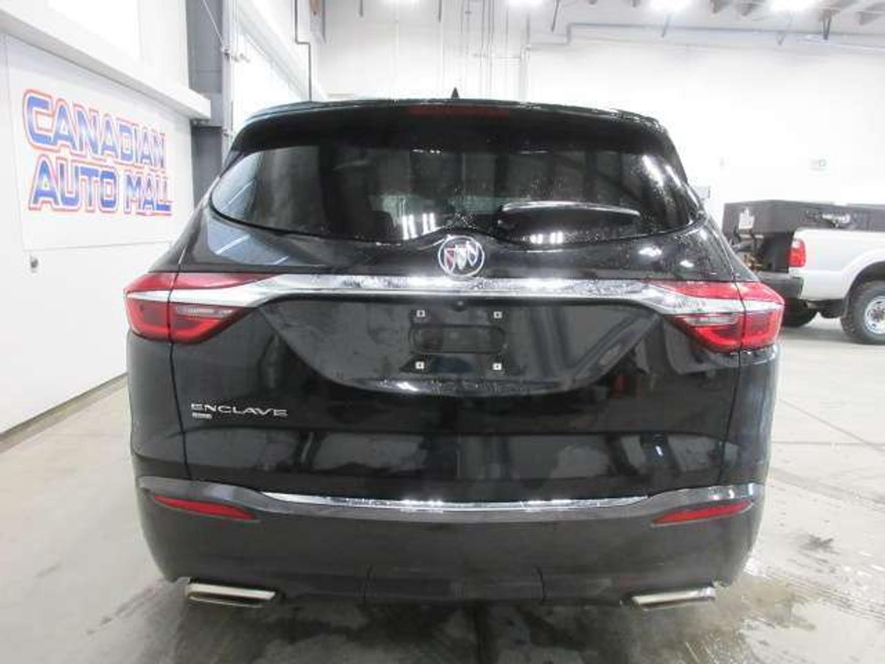 2020 Buick Enclave PREMIUM AWD V6, NAV, ROOF, LEATHER, 112K! Photo