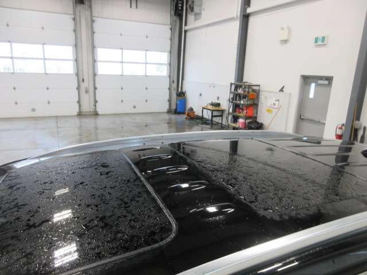 2020 Buick Enclave PREMIUM AWD V6, NAV, ROOF, LEATHER, 112K! Photo