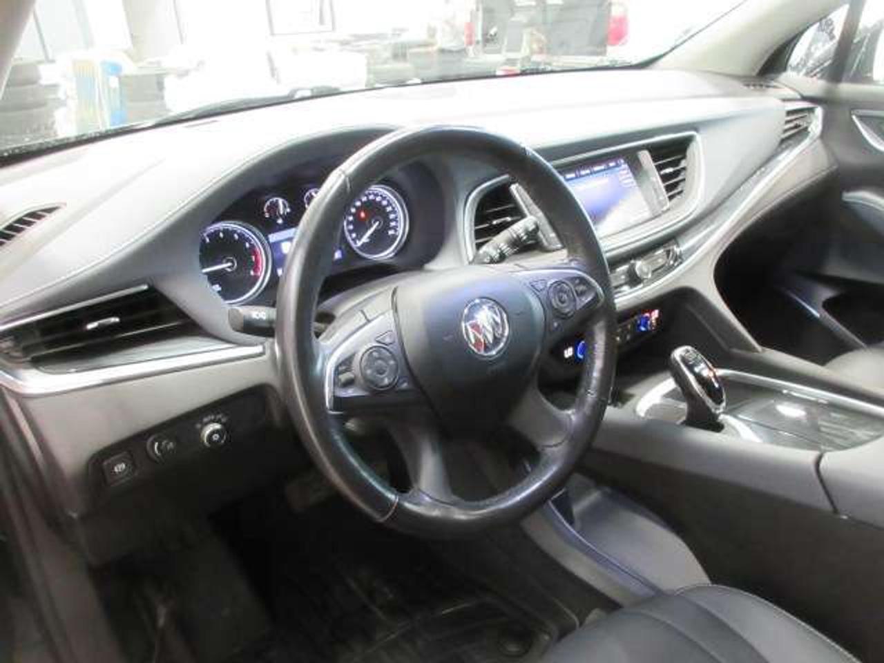 2020 Buick Enclave PREMIUM AWD V6, NAV, ROOF, LEATHER, 112K! Photo