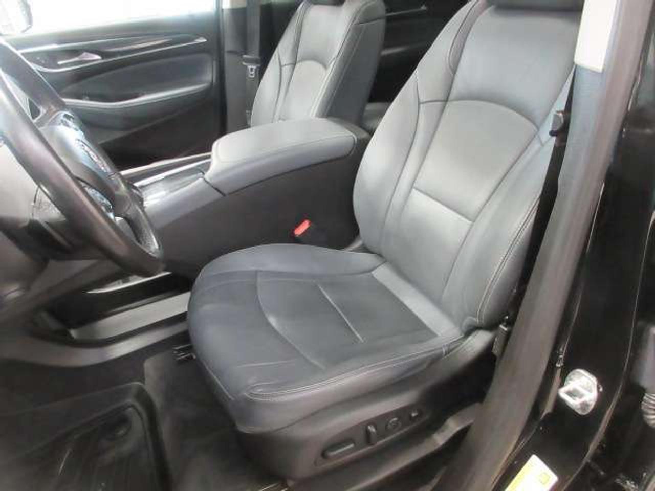 2020 Buick Enclave PREMIUM AWD V6, NAV, ROOF, LEATHER, 112K! Photo