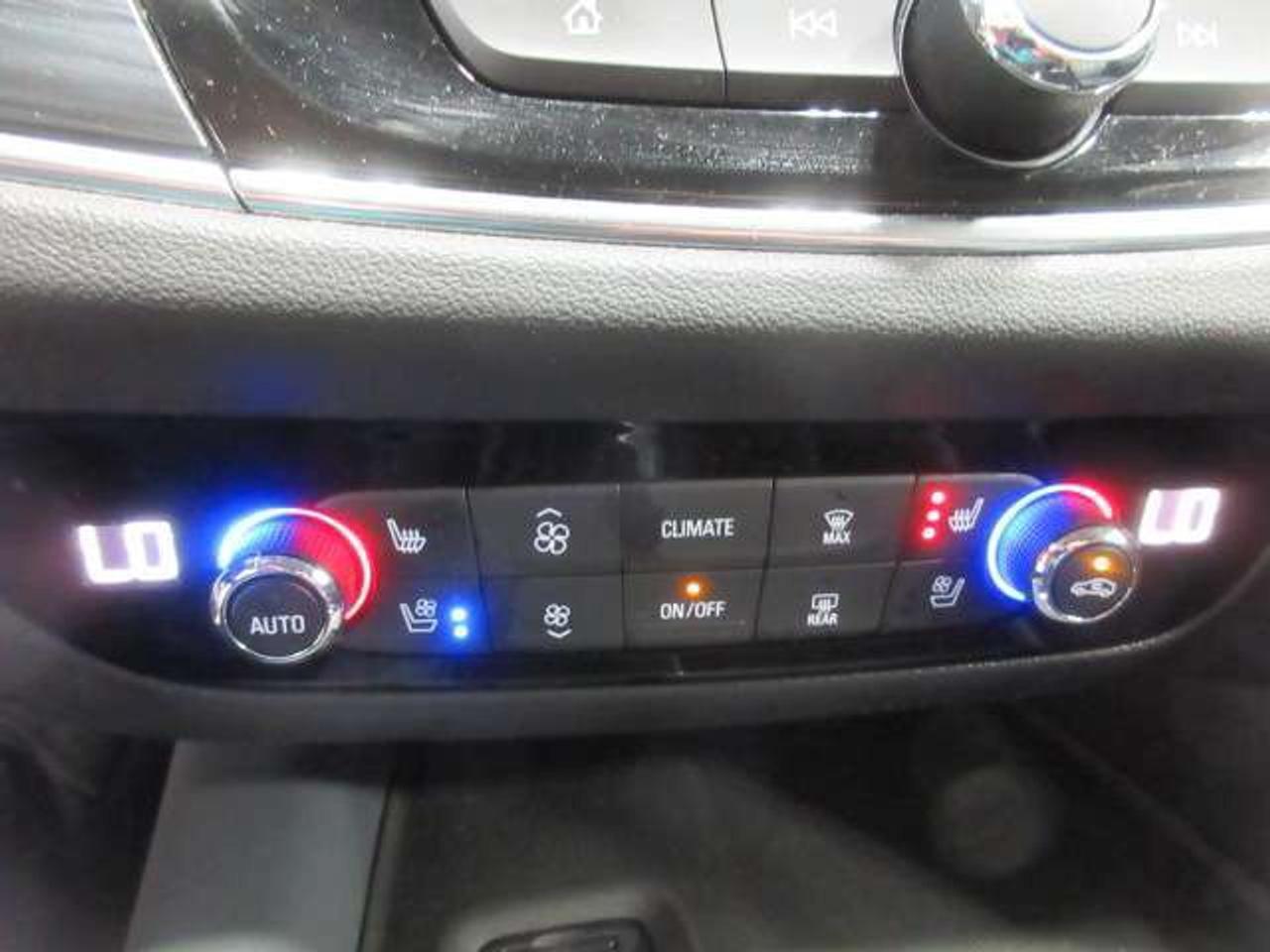 2020 Buick Enclave PREMIUM AWD V6, NAV, ROOF, LEATHER, 112K! Photo