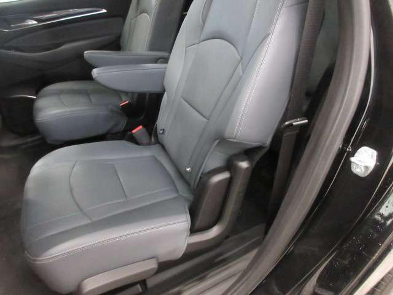 2020 Buick Enclave PREMIUM AWD V6, NAV, ROOF, LEATHER, 112K! Photo