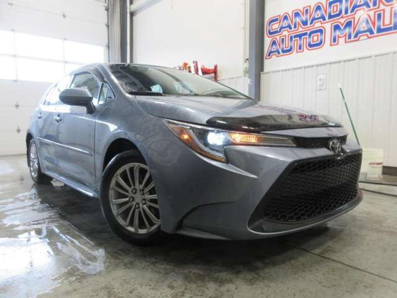 2022 Toyota Corolla LE, AUTO, A/C, BT, HTD. SEATS, ALLOYS, 21K! Photo