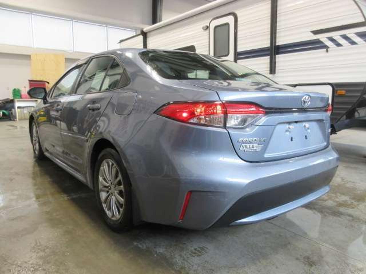 2022 Toyota Corolla LE, AUTO, A/C, BT, HTD. SEATS, ALLOYS, 21K! Photo