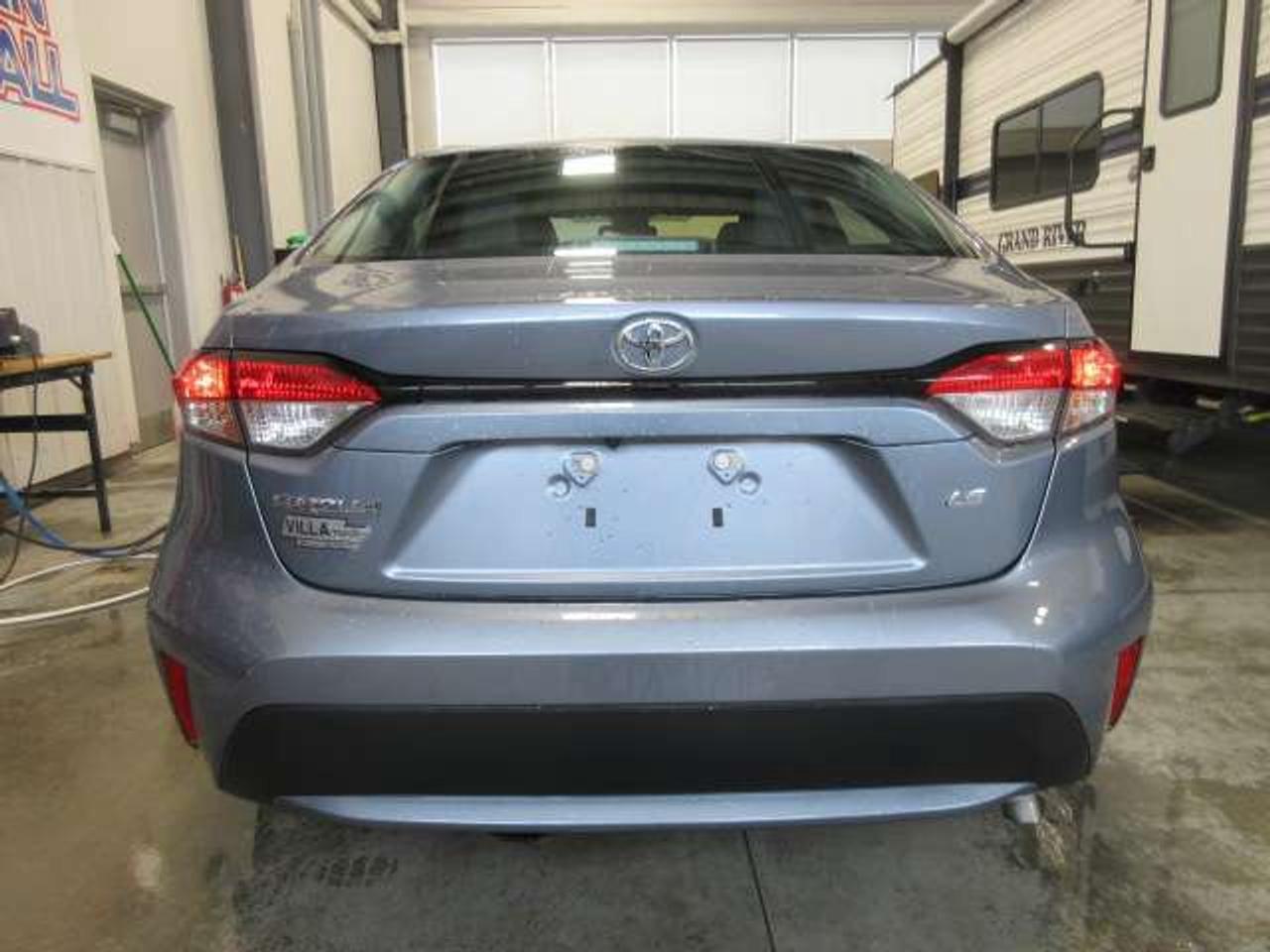 2022 Toyota Corolla LE, AUTO, A/C, BT, HTD. SEATS, ALLOYS, 21K! Photo