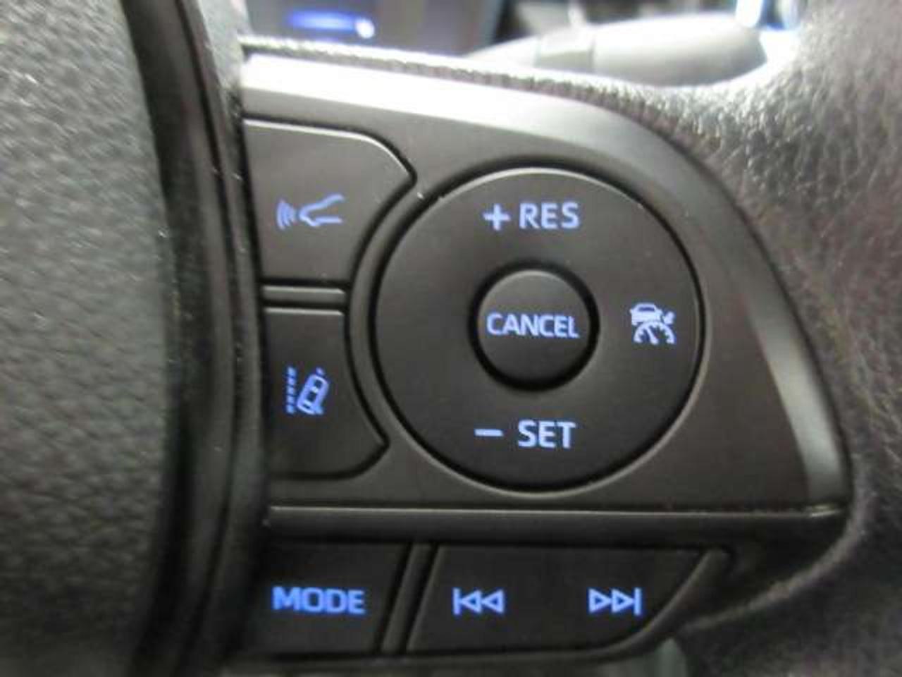 2022 Toyota Corolla LE, ALLOYS, A/C, BT, HTD. SEATS, APPLE/ANDROID, 21 Photo
