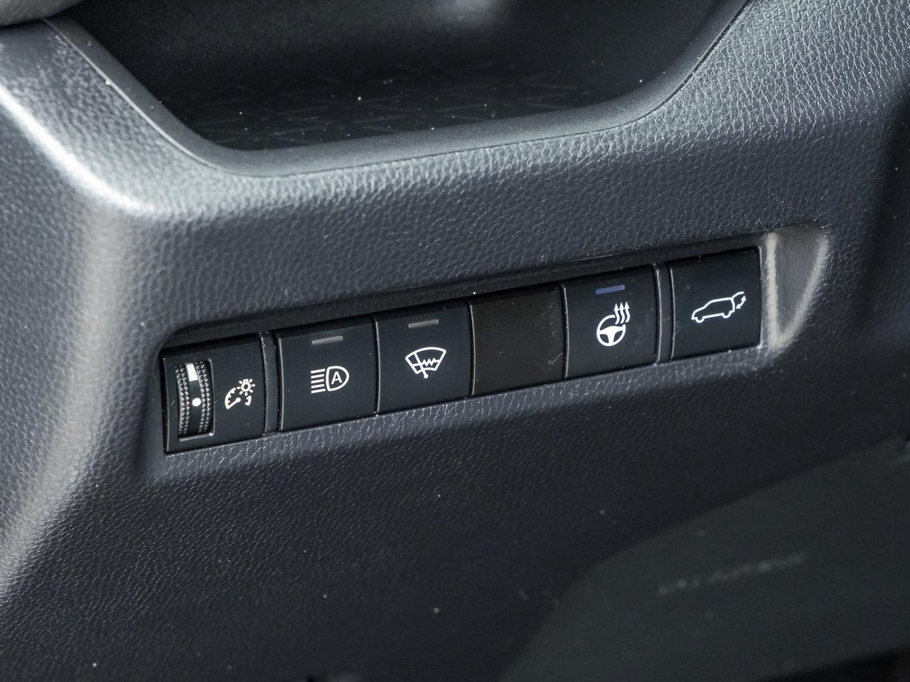 2020 Toyota RAV4 Hybrid XLE AWD Photo