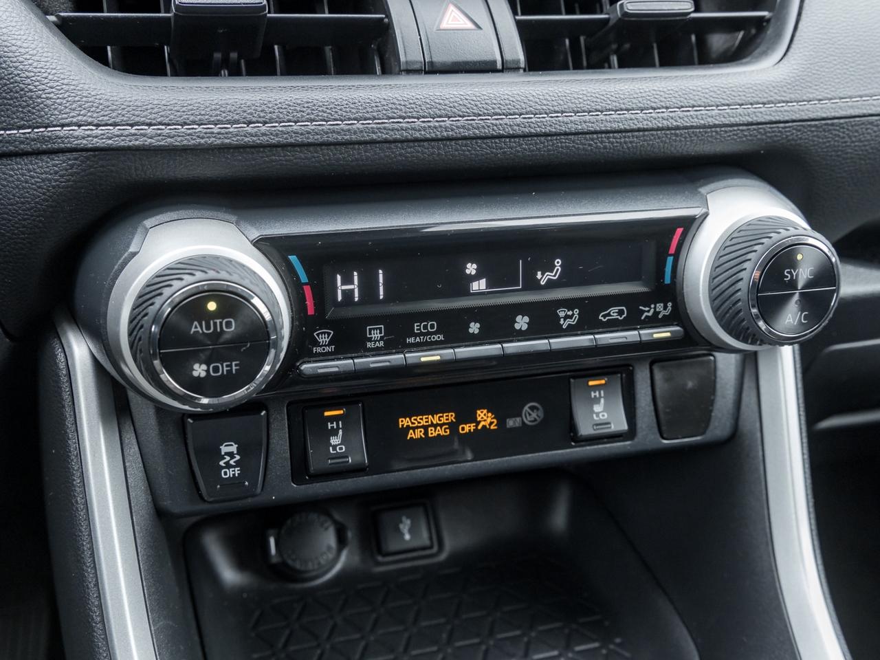 2020 Toyota RAV4 Hybrid XLE AWD Photo