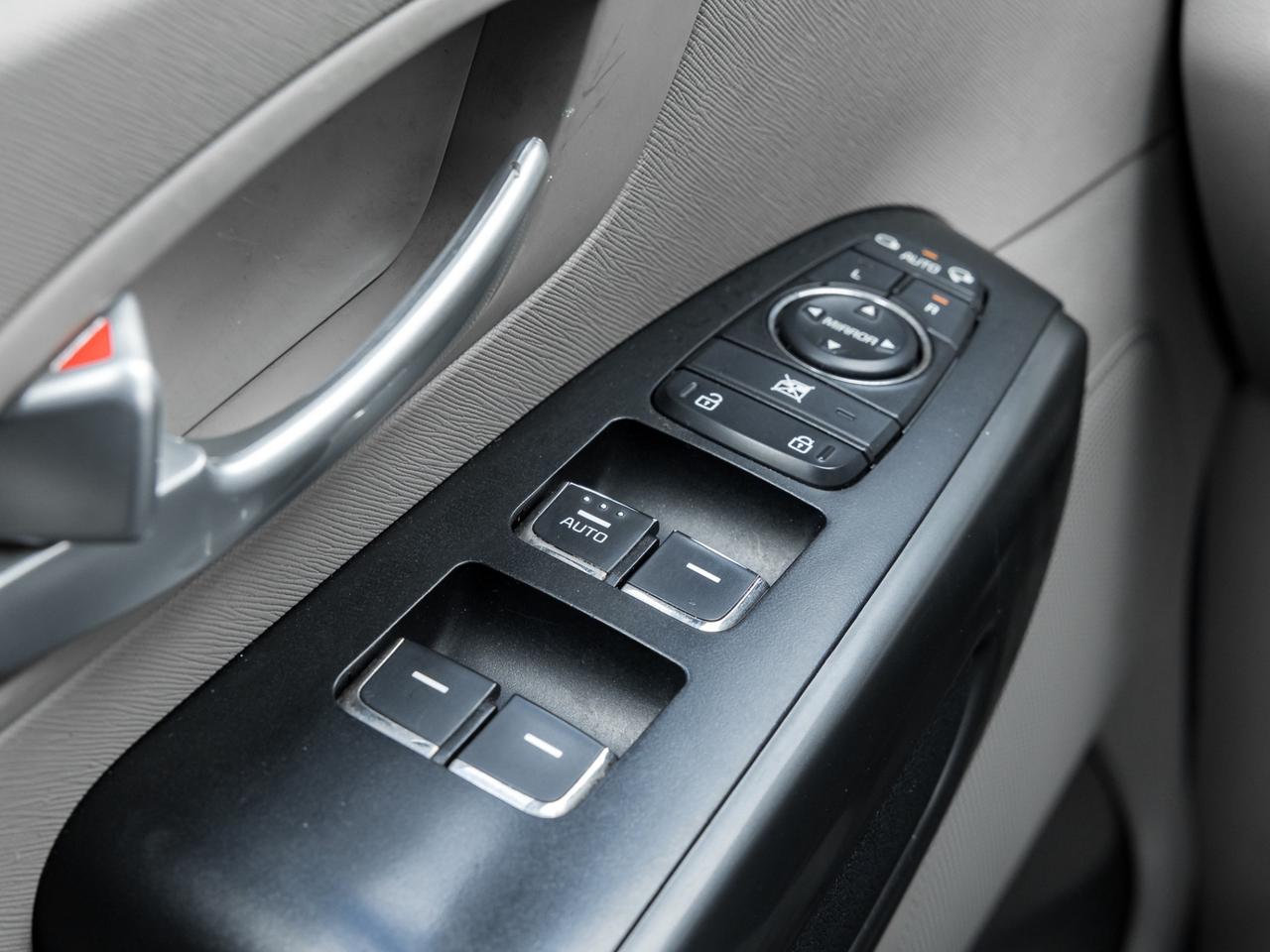 2019 Kia Sedona LX FWD Photo