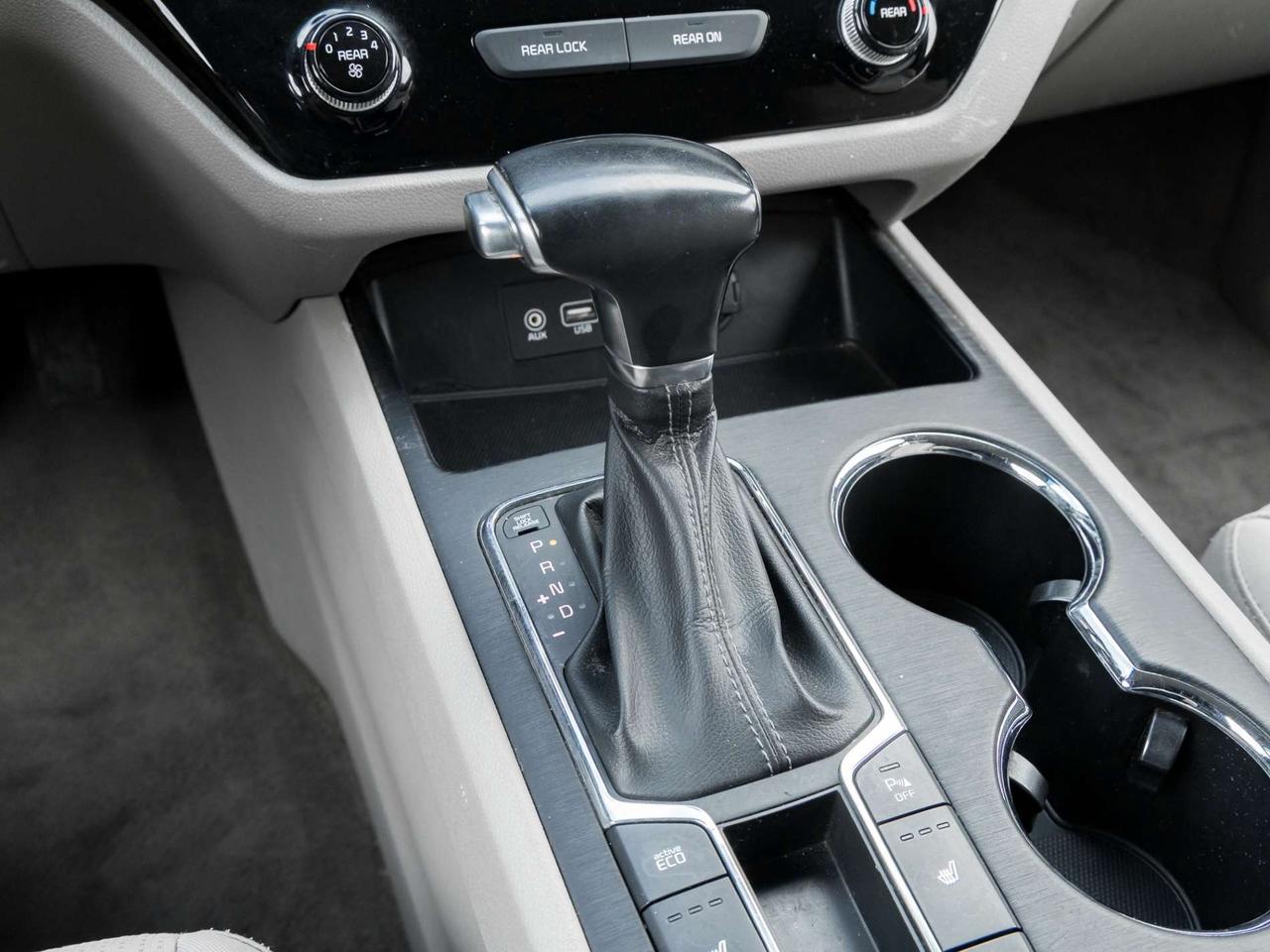 2019 Kia Sedona LX FWD Photo