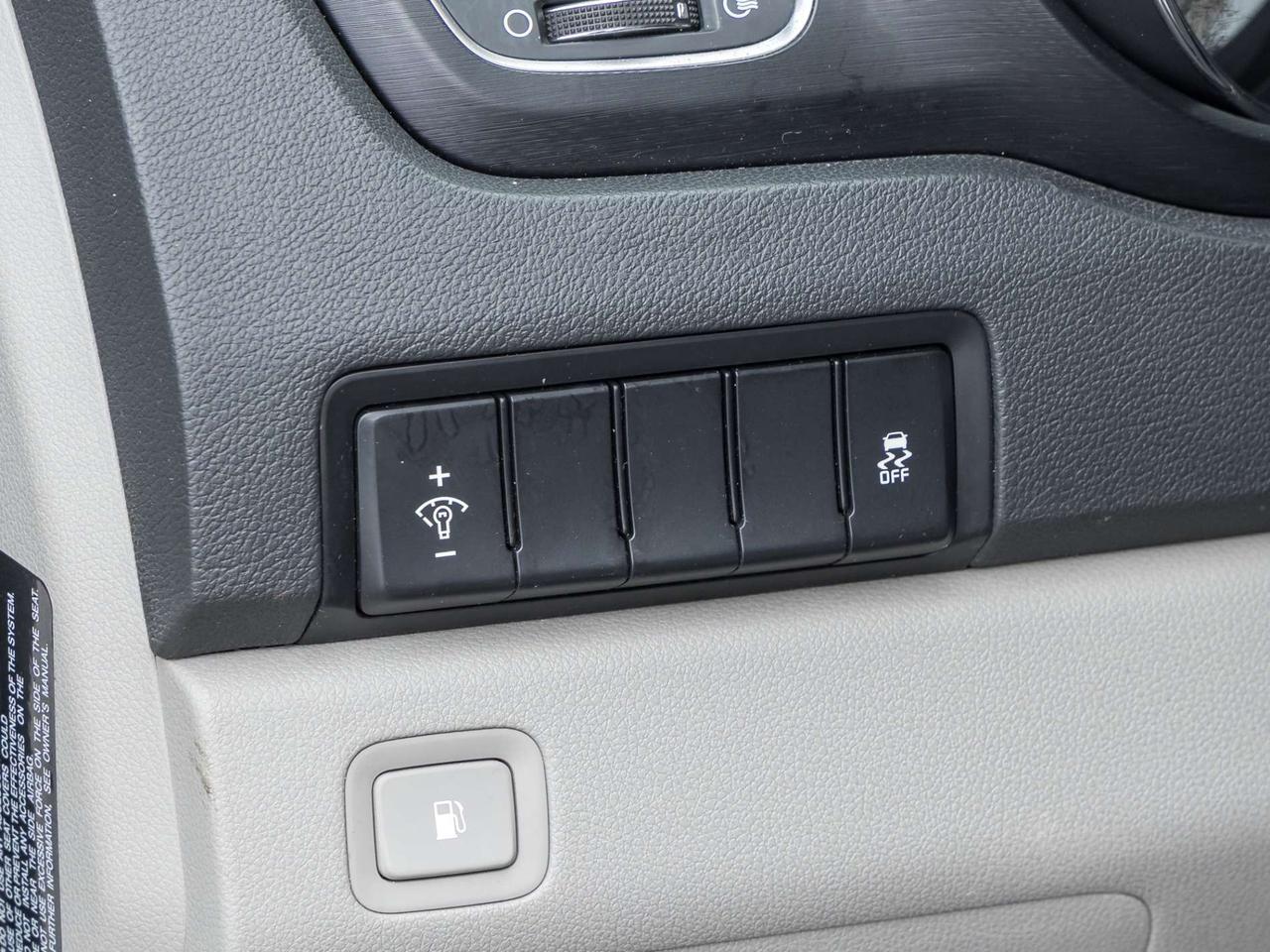 2019 Kia Sedona LX FWD Photo