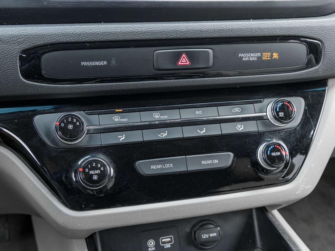 2019 Kia Sedona LX FWD Photo