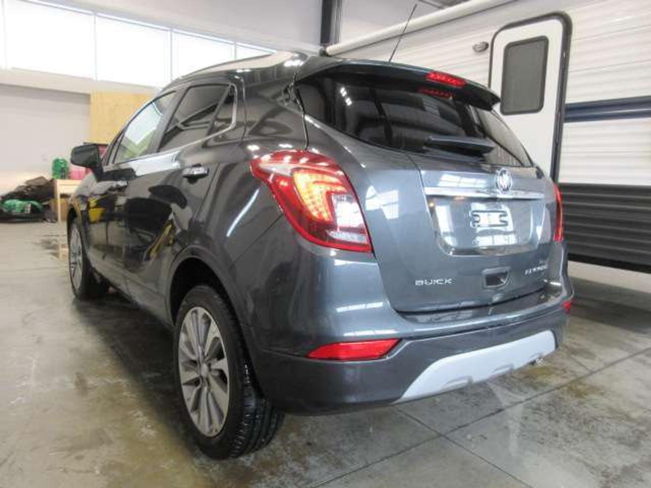 2018 Buick Encore GX PREFERRED, ALLOYS, A/C, BT, APPLE/ANDROID, 51K! Photo4