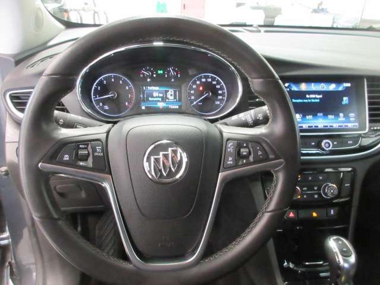 2018 Buick Encore GX PREFERRED, ALLOYS, A/C, BT, APPLE/ANDROID, 51K! Photo