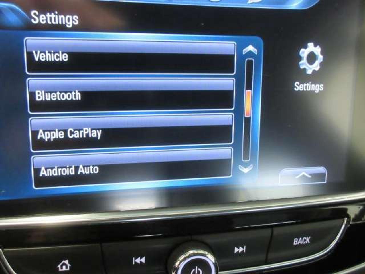 2018 Buick Encore GX PREFERRED, ALLOYS, A/C, BT, APPLE/ANDROID, 51K! Photo