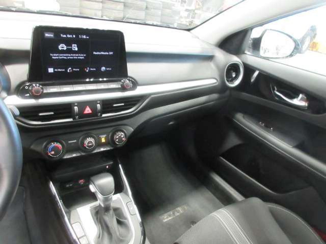 2024 Kia Forte EX, HTD. SEATS, A/C, ALLOYS, APPLE/ANDROID, 68K! Photo