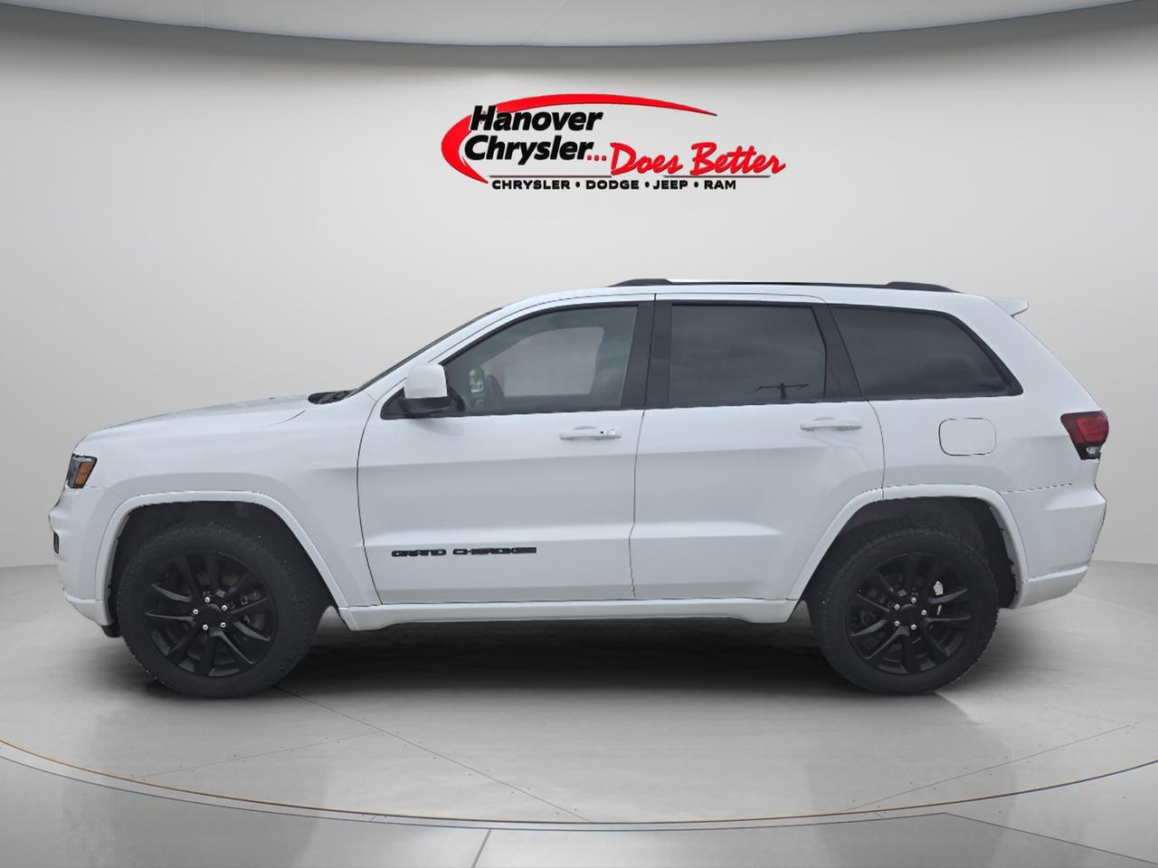 2021 Jeep Grand Cherokee Laredo 4dr 4x4 Photo