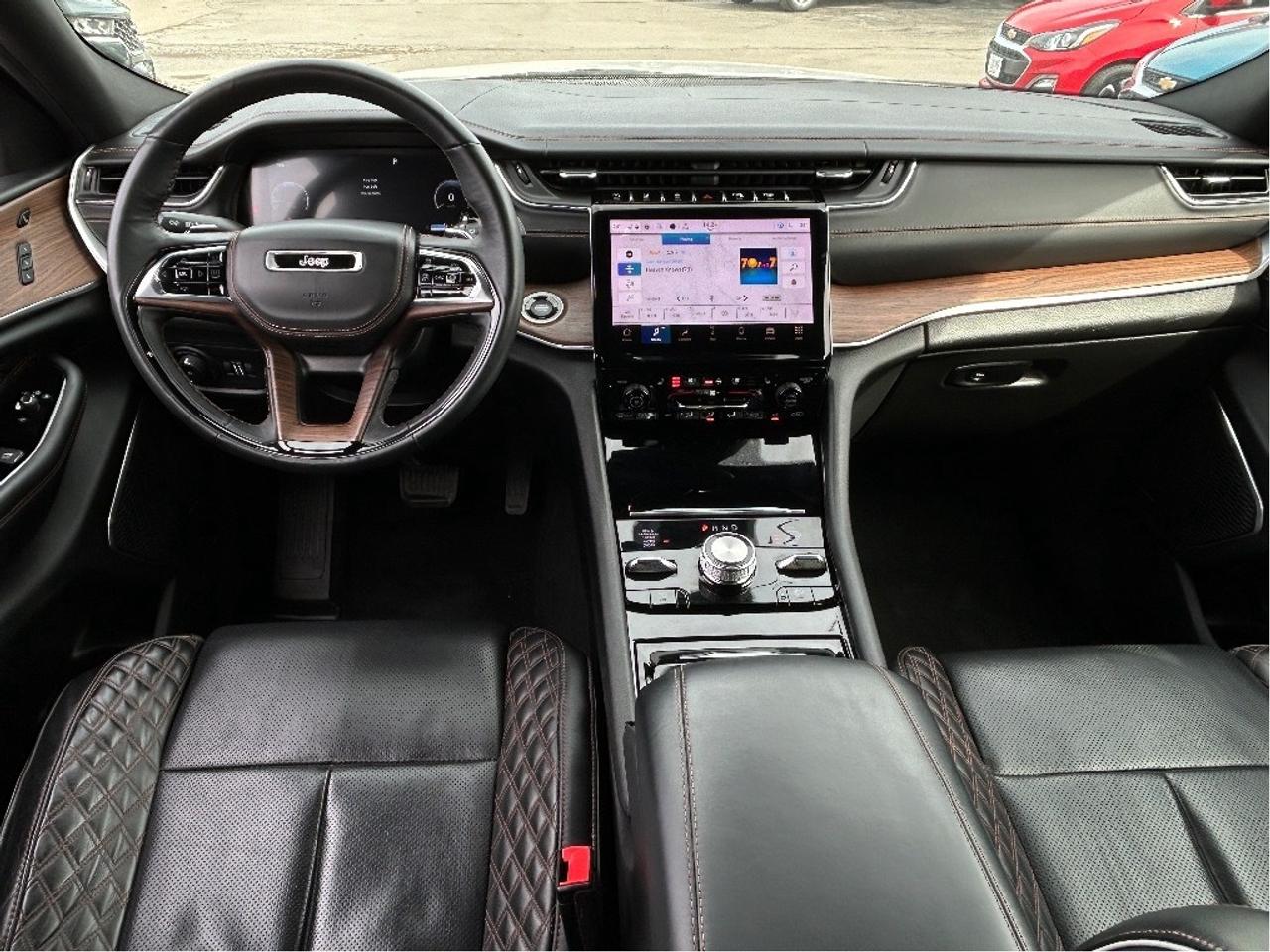 2022 Jeep Grand Cherokee Summit PANO ROOF/NAVI/REMOTE START  CALL PICTON Photo